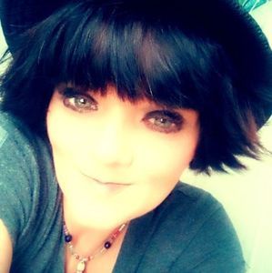 Meet your Posher, Mandy